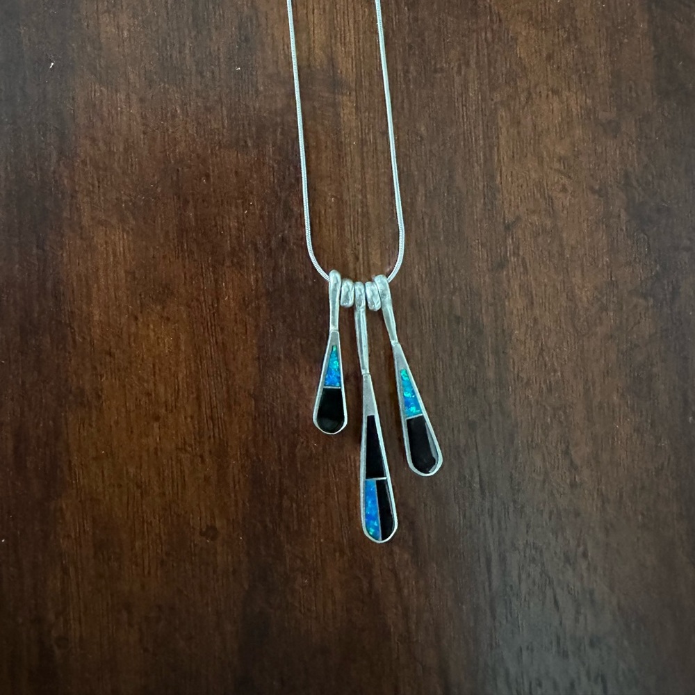 Shadow Peak 3 Teardrop Necklace